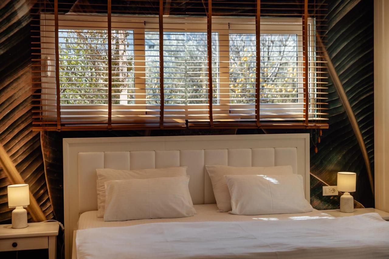 Stylish Mini-House With Garden & Beach Bijela Exterior foto